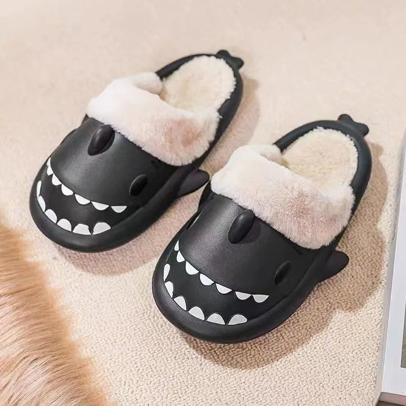 Chinelo Shark Peluciado Premium